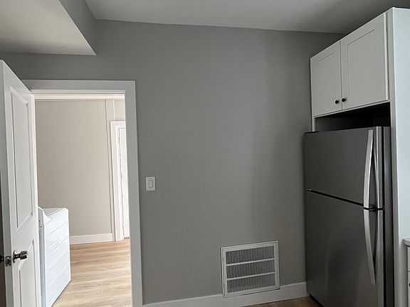 5th image of 1731 N Fairfield Ave #2