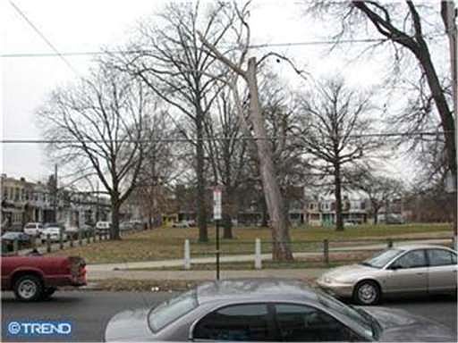 5th image of 1861 E Tioga St