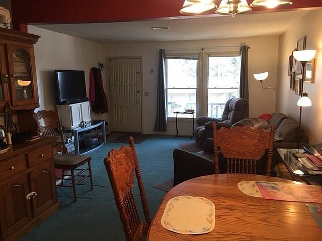 2nd image of 6 Annette Ln
