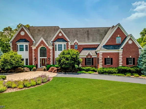 6 Monica Ct, Branchburg Twp., NJ 08876