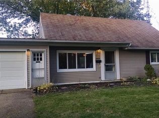 4905 Greenwood Dr, Sheffield Lake, OH