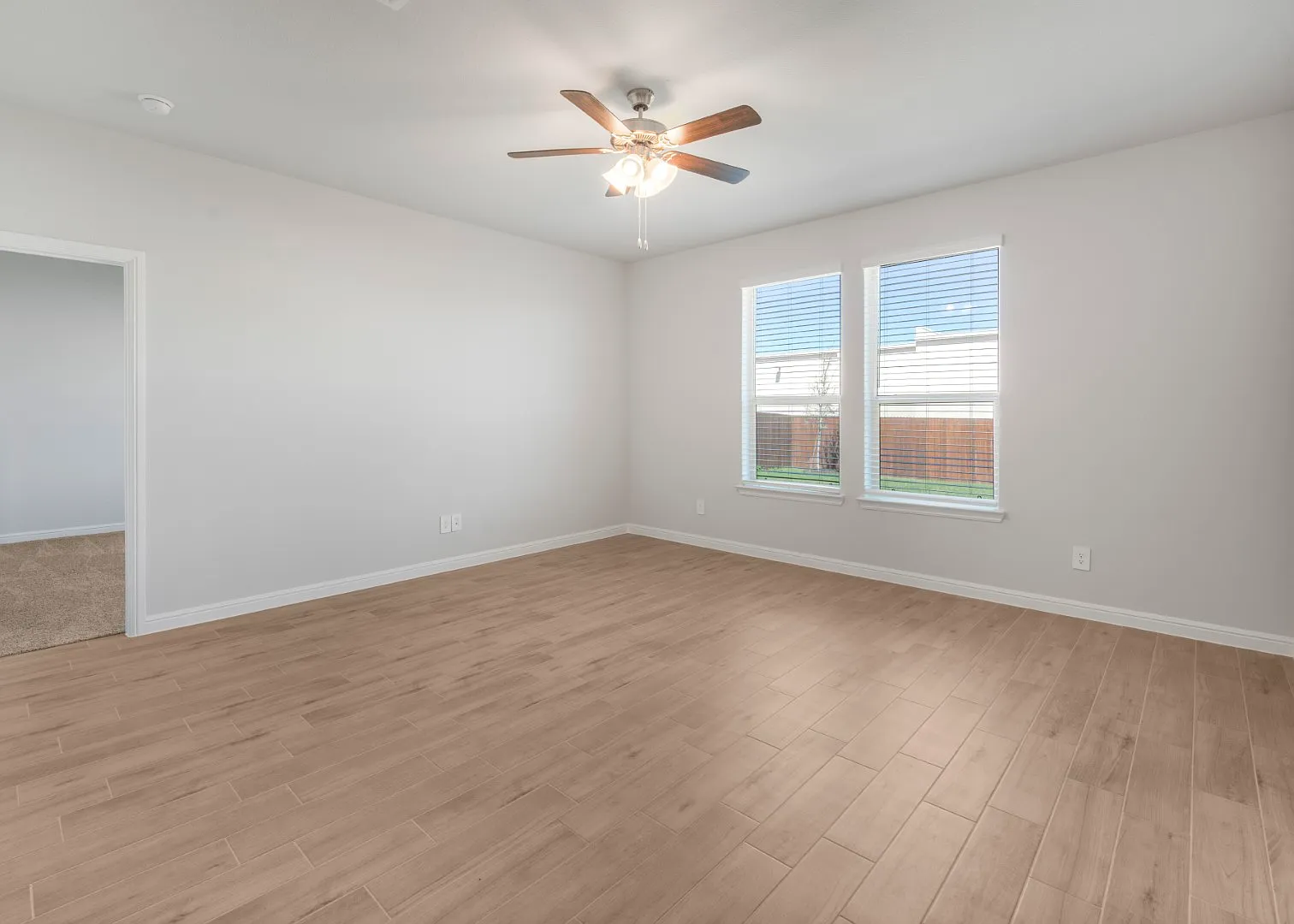 1804 Bluebonnet Ln — Photo 1