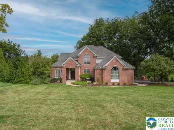 1013 Wellington Ter, Allentown, PA 18103