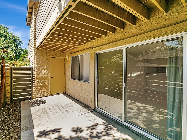 Santana Place — Photo 24