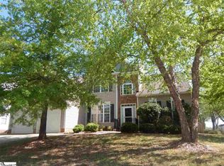 2 Red Jonathan Ct, Simpsonville, SC 29681