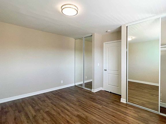 2nd image of 4060 Euclid Ave #18