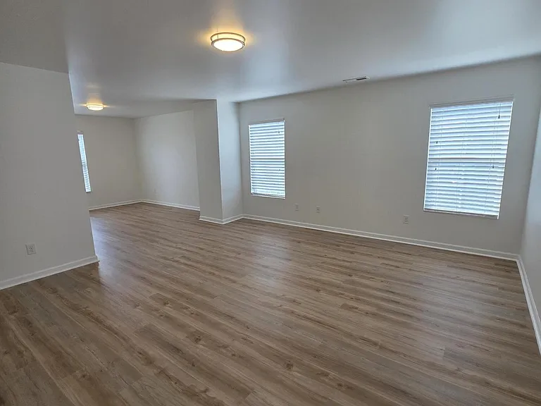 4209 Auburn Hills Dr — Photo 21