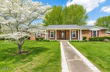 1st image of 1805 Broadmoor Rd