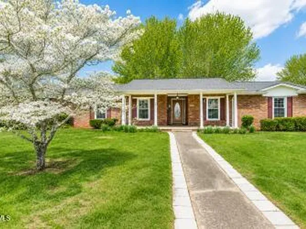 1805 Broadmoor Rd, Johnson City, TN 37604