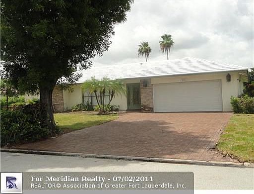 1st image of 8204 NW 2nd Mnr