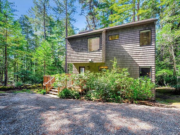 2nd image of 354 Moonraker Road
