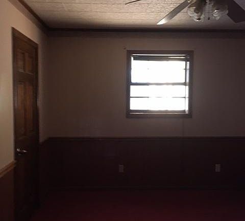 4th image of 1512 Ryan Ave