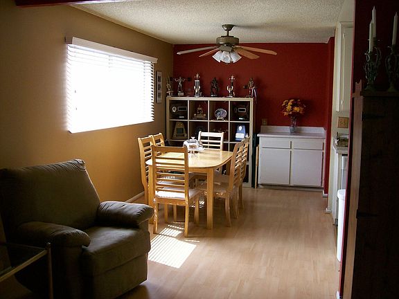 4th image of 534 E Hazel St APT 11