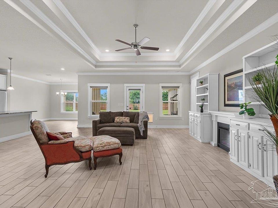 1st image of 1936 Refuge Cir