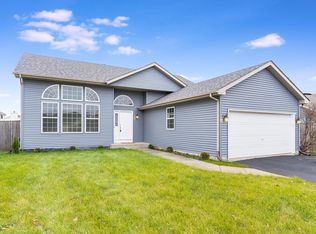 6112 Overbrook Ln, Joliet, IL 60431