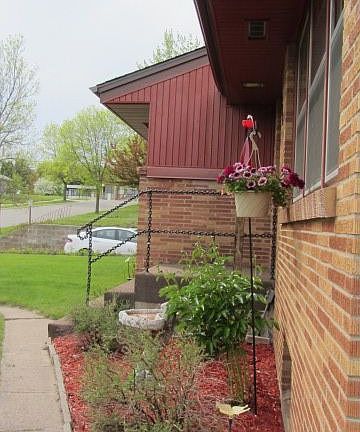 2nd image of 204 Louisiana Ave W