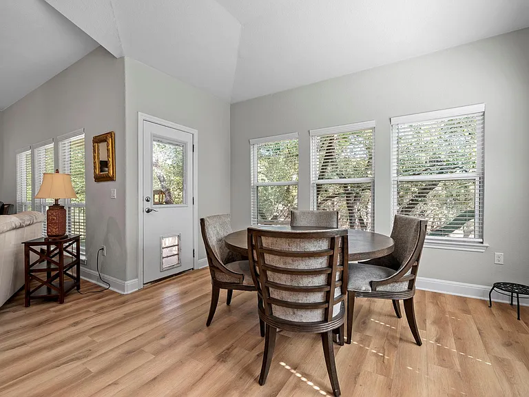 2503 Wilson Ave — Photo 16