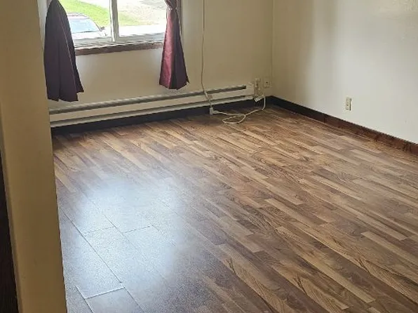106 Mechanic St, Fayette, IA