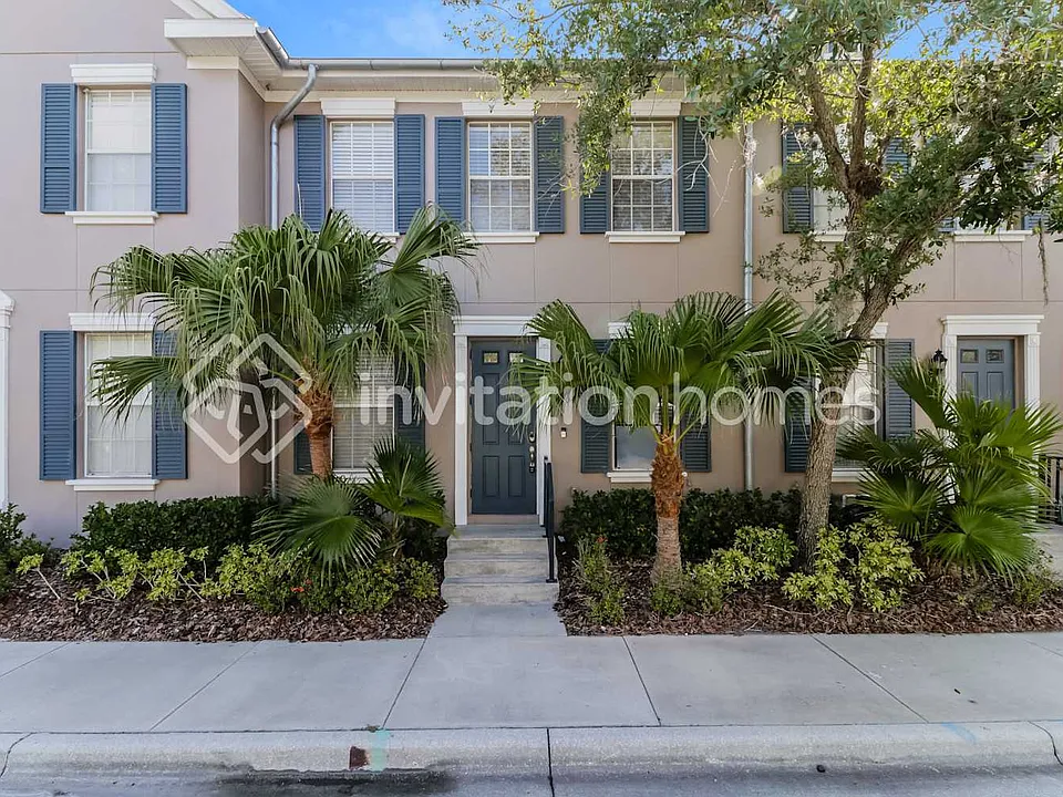 11504 Fountainhead Dr