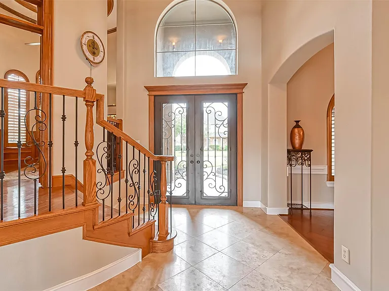 13815 Nathan Ridge Ln — Photo 4