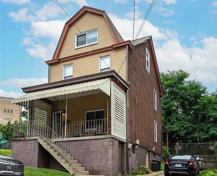 262 Dunseith St