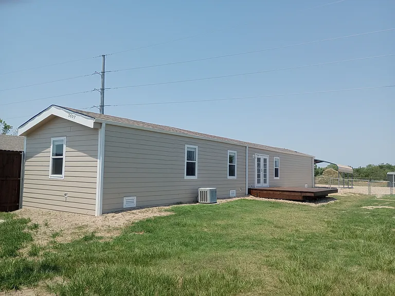5697 Highway 71 S — Photo 30
