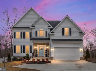 8734 Lukens Ln, Alexandria, VA 22309