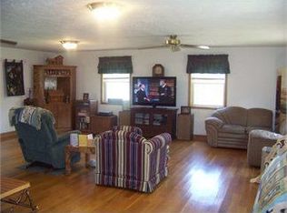 1467 Highway 900 Rd, Glens Fork, KY 42741