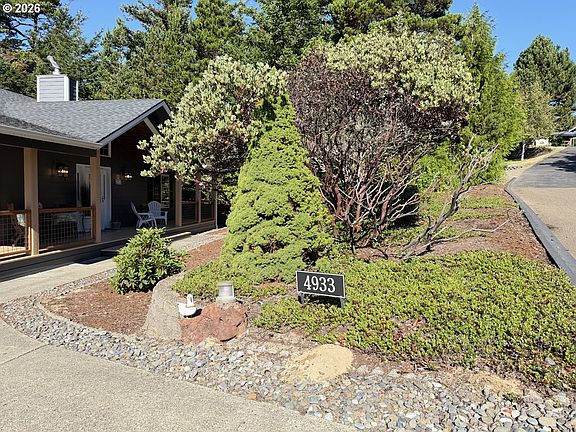 3rd image of 4933 Cloudcroft Ln