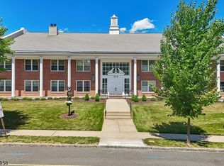 260 Prospect St #24, Westfield Town, NJ 07090