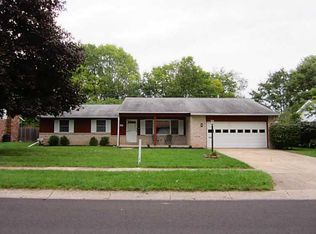 1061 Cloverdale Dr, Troy, OH