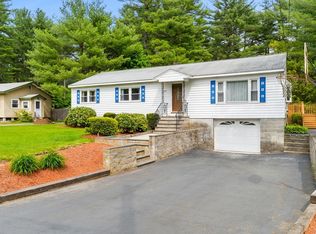 352 Foster Rd, Tewksbury, MA 01876