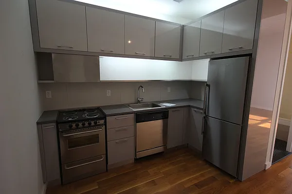Rented by Nooklyn NYC LLC | media 33