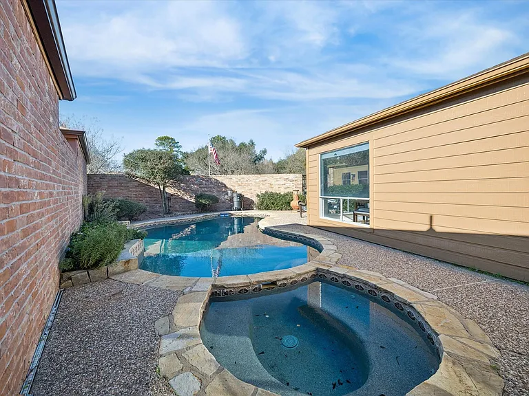 6803 Enns Ln — Photo 19