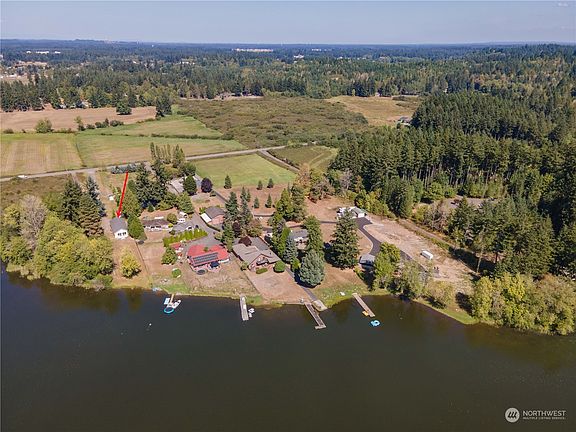 3rd image of 2119 113th Avenue SW