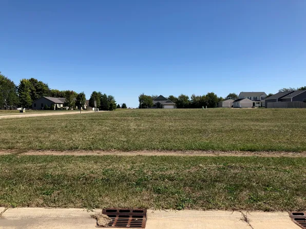 1905 E Colorado Ave, Urbana, IL 61802