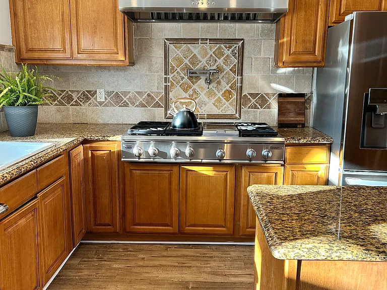 10317 Steven Pl — Photo 23