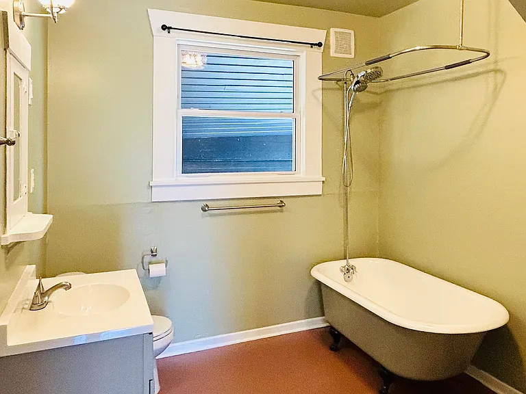 2200 Iron St — Photo 15