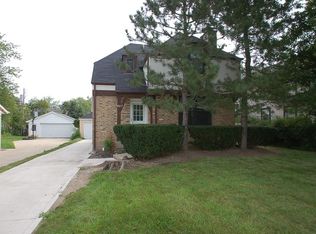 665 Green Bay Rd, Highland Park, IL 60035