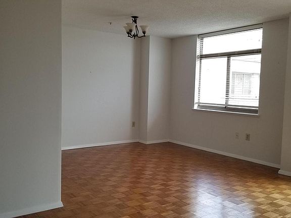 5th image of 7111 Woodmont Ave APT 901