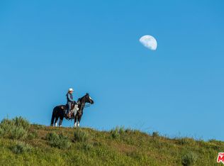 15102 Middle Ranch Rd, Moorpark, CA 93021