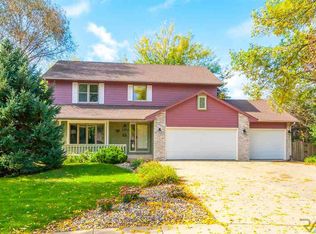 6809 W Brighton Cir, Sioux Falls, SD 57106