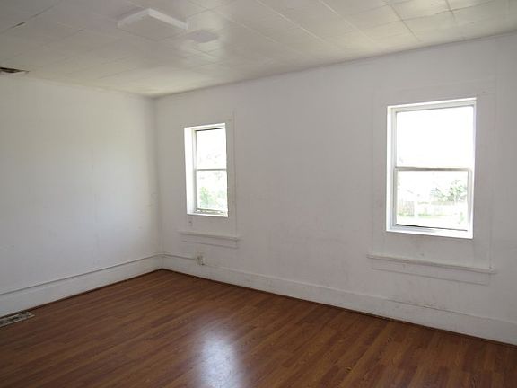 4th image of 1514 5th Ave