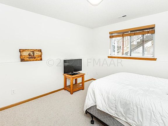 2nd image of 4292 39th Ave S
