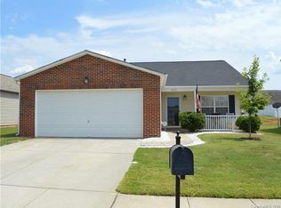 8133 Rosberg Ln, Charlotte, NC 28216