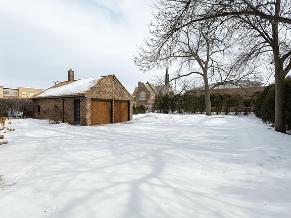 3rd image of 14370 Cameo Ave