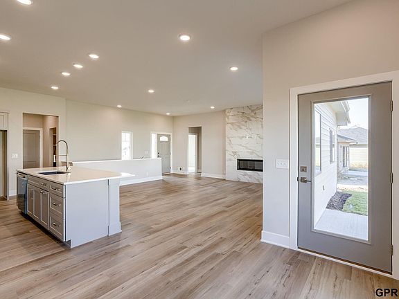 4th image of 5725 Kestrel Pkwy