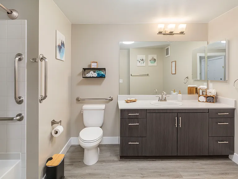 SB1K Apartments — Photo 50
