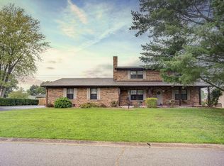 429 John Henry St, Belleville, IL