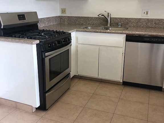 3rd image of 3574 W Christine Cir